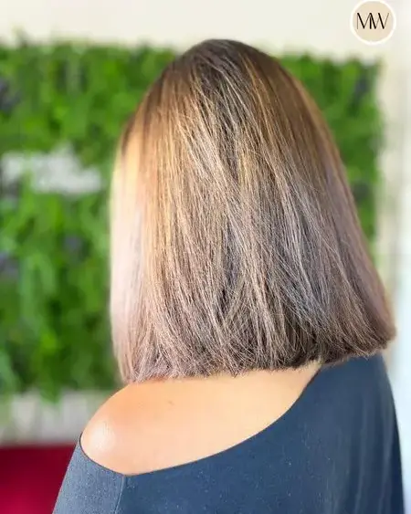 Carré plongeant, balayage blond — Salon MW Coiffure, Saint-Gilles-les-Bains, La Réunion